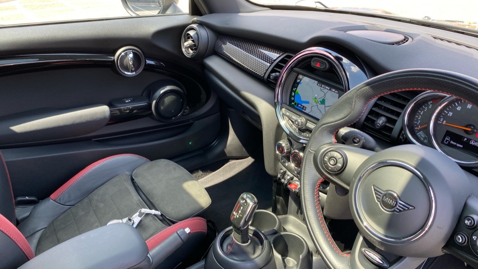 MINI Hatchback 2.0 Cooper S Sport II 3dr Auto Petrol Hatchback - Image 14