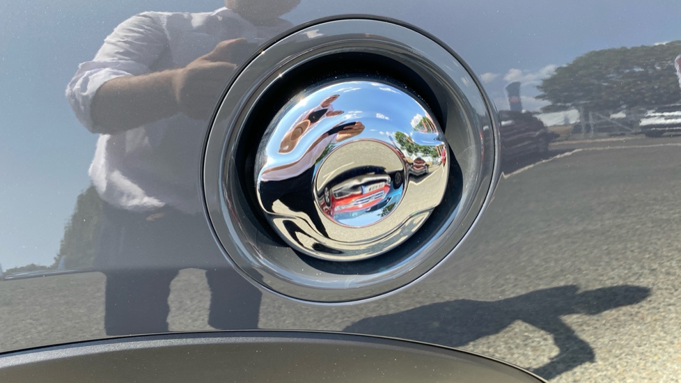 MINI Hatchback 2.0 Cooper S Sport II 3dr Auto Petrol Hatchback - Image 27