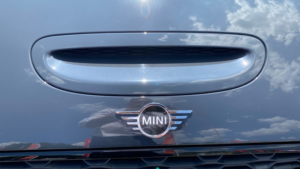 MINI Hatchback 2.0 Cooper S Sport II 3dr Auto Petrol Hatchback - Image 29