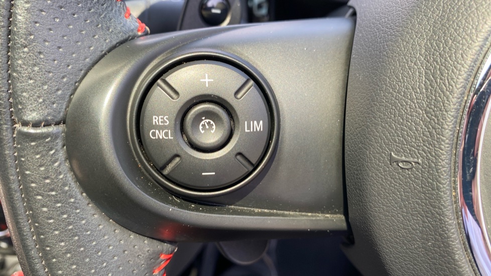 MINI Hatchback 2.0 Cooper S Sport II 3dr Auto Petrol Hatchback - Image 34