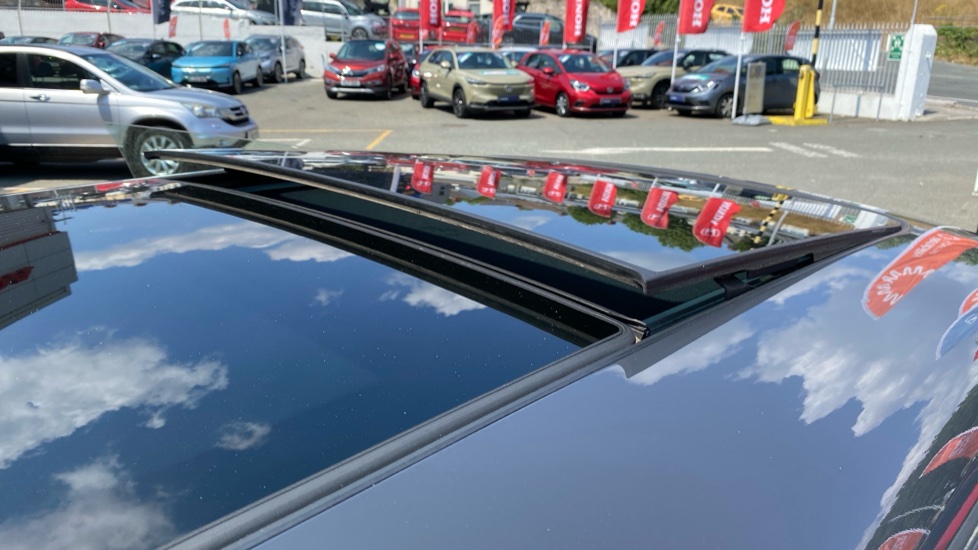 MINI Hatchback 2.0 Cooper S Sport II 3dr Auto Petrol Hatchback - Image 49
