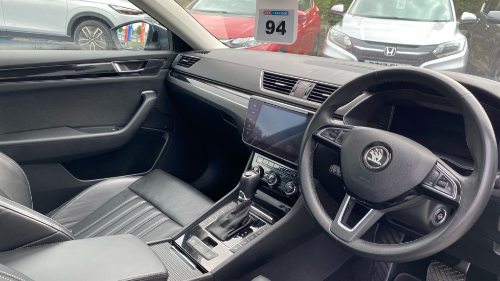 Skoda Superb 1.4 TSI iV Laurin + Klement DSG 5dr Estate - Image 11