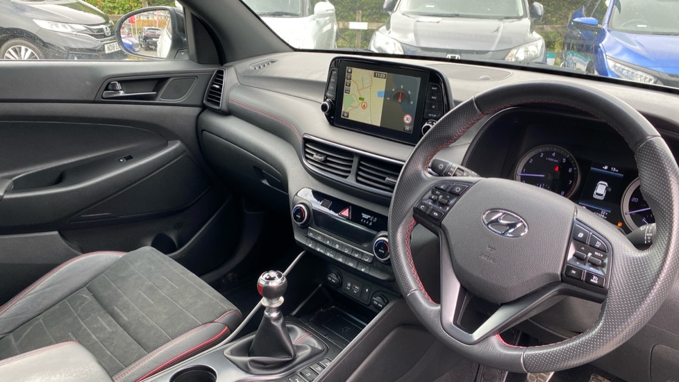 Hyundai TUCSON 1.6 GDi N Line 5dr 2WD Petrol Estate - Image 11