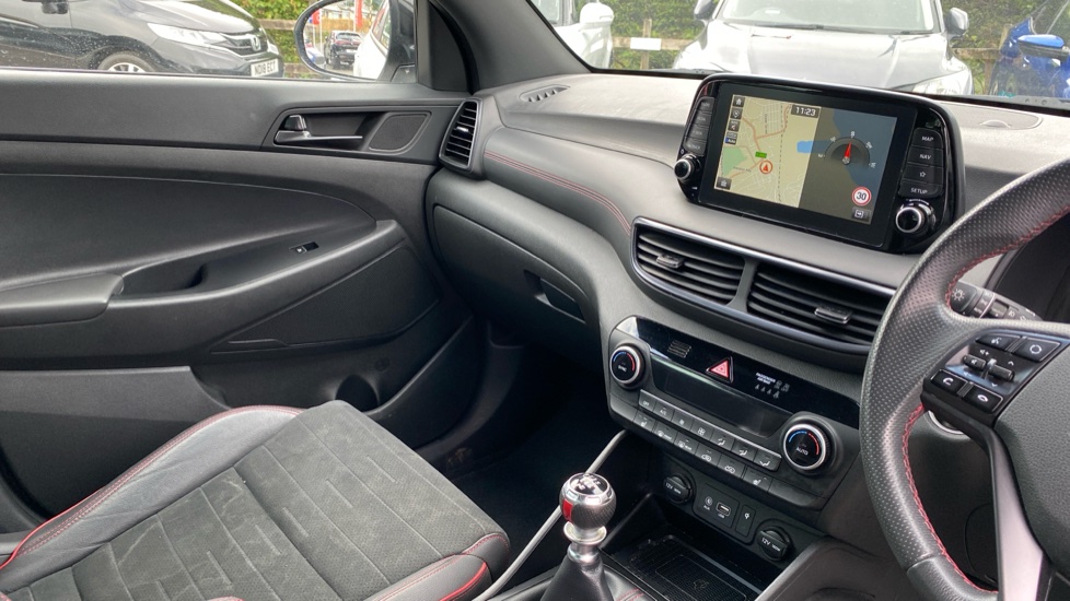 Hyundai TUCSON 1.6 GDi N Line 5dr 2WD Petrol Estate - Image 14