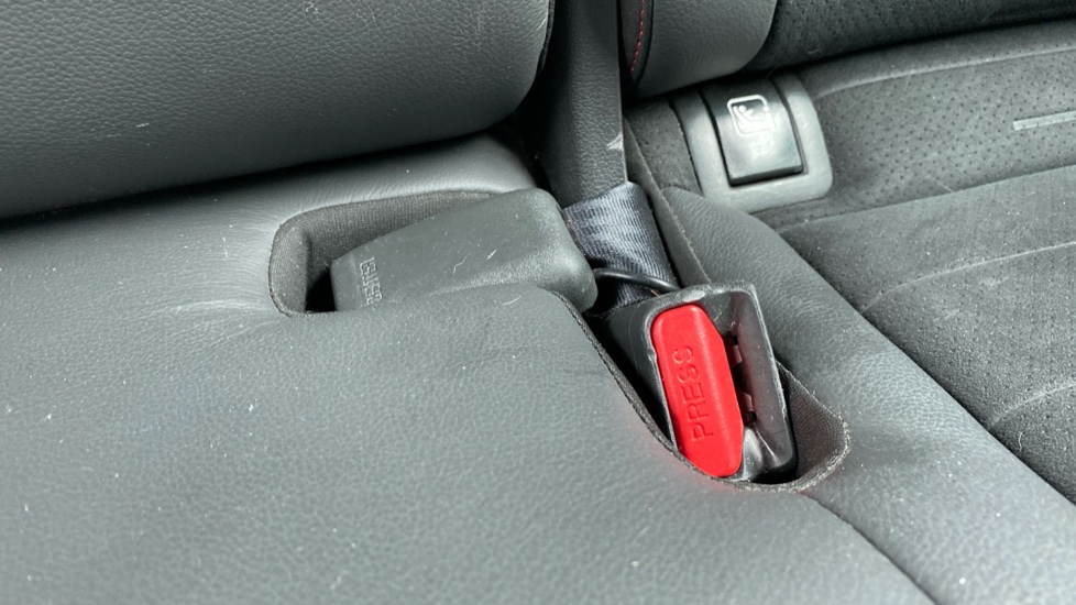 Hyundai TUCSON 1.6 GDi N Line 5dr 2WD Petrol Estate - Image 17