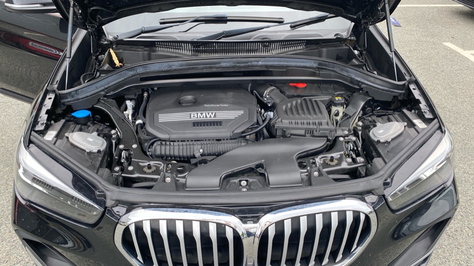 BMW X1 xDrive 20i xLine 5dr Step Auto Petrol Estate - Image 8