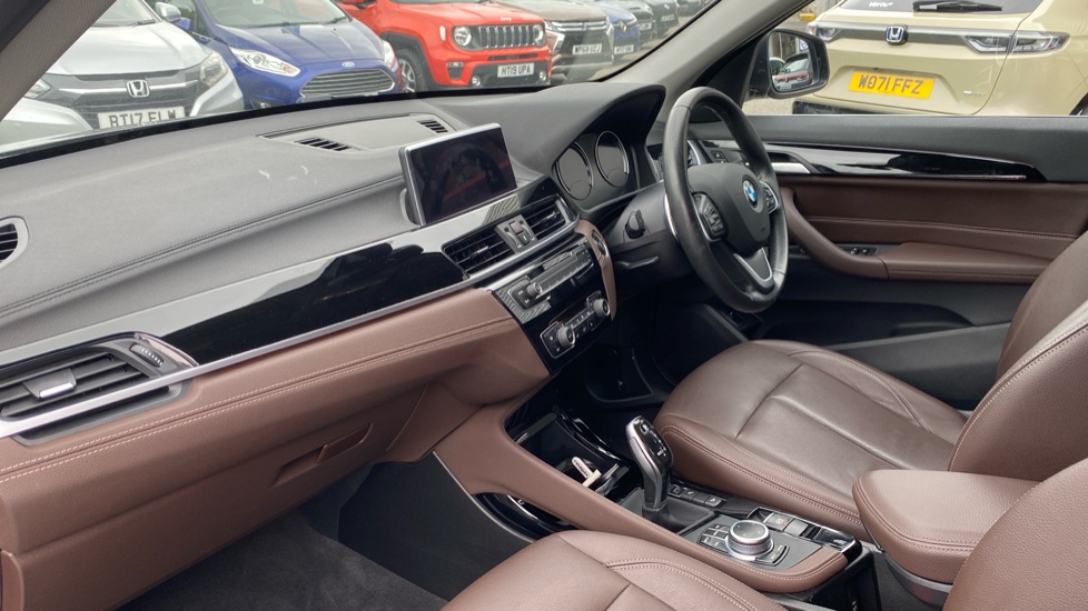 BMW X1 xDrive 20i xLine 5dr Step Auto Petrol Estate - Image 9