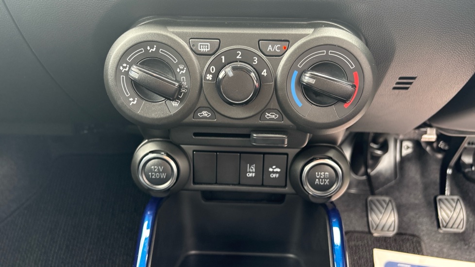 Suzuki Ignis 1.2 Dualjet 12V Hybrid SZ-T 5dr Petrol Hatchback - Image 33