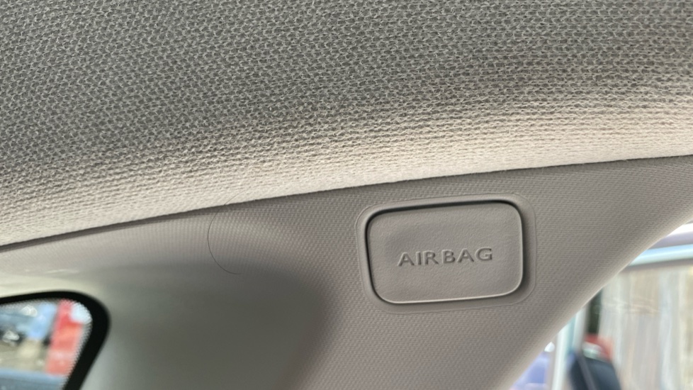 Citroen C4 1.5 BlueHDi [130] Shine Plus 5dr Auto Diesel Hatchback - Image 23