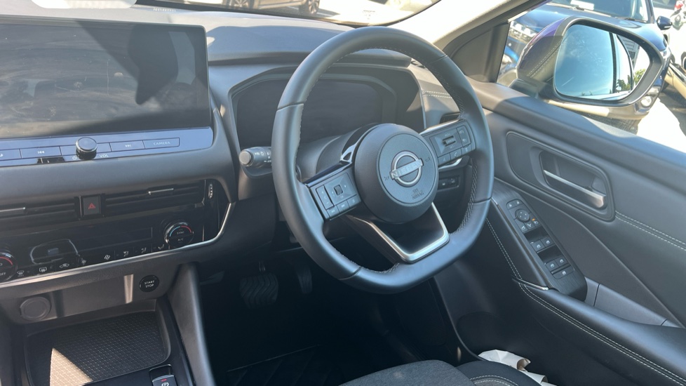 Nissan Qashqai 1.5 E-Power N-Connecta 5dr Auto Hybrid Hatchback - Image 11