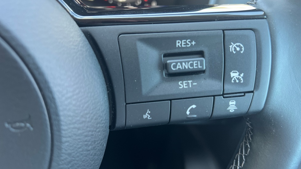 Nissan Qashqai 1.5 E-Power N-Connecta 5dr Auto Hybrid Hatchback - Image 29