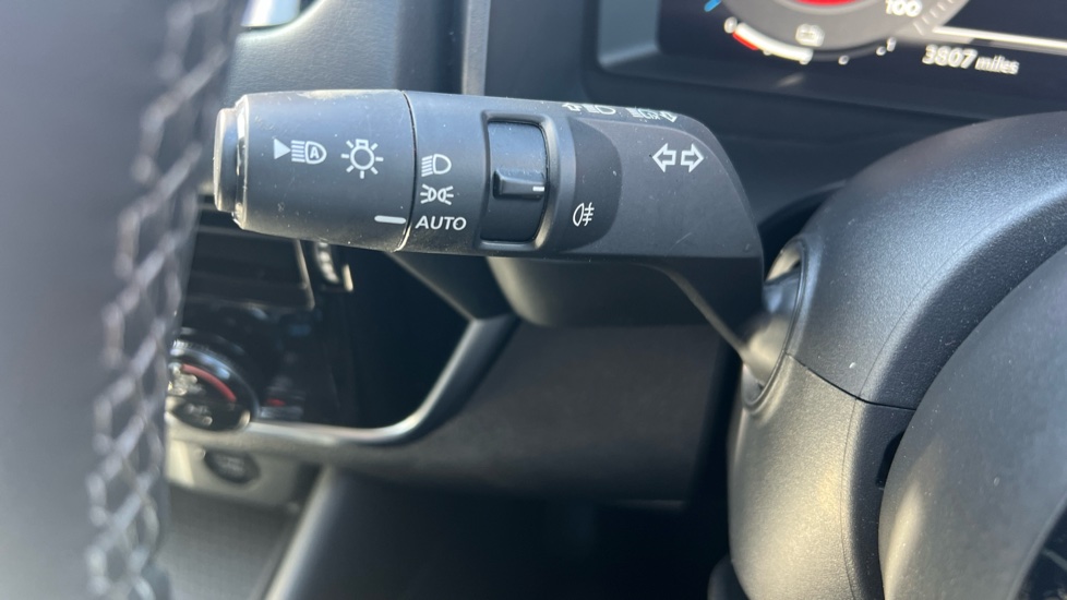 Nissan Qashqai 1.5 E-Power N-Connecta 5dr Auto Hybrid Hatchback - Image 30