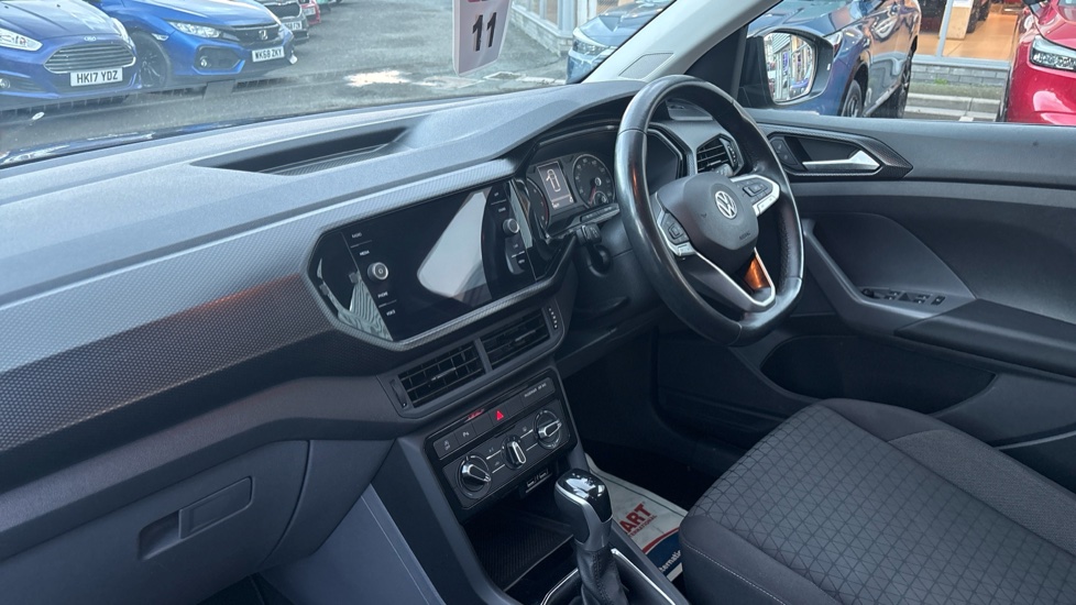 Volkswagen T-Cross 1.0 TSI 115 SE 5dr DSG Petrol Estate - Image 9