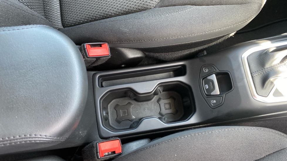 Jeep Renegade 1.3 T4 GSE Night Eagle II 5dr DDCT Petrol Hatchback - Image 27