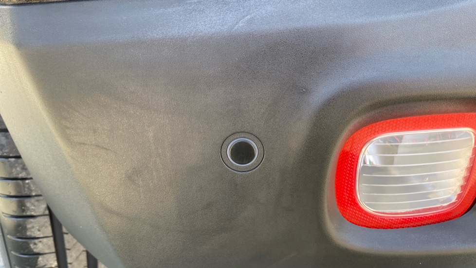 Jeep Renegade 1.3 T4 GSE Night Eagle II 5dr DDCT Petrol Hatchback - Image 33