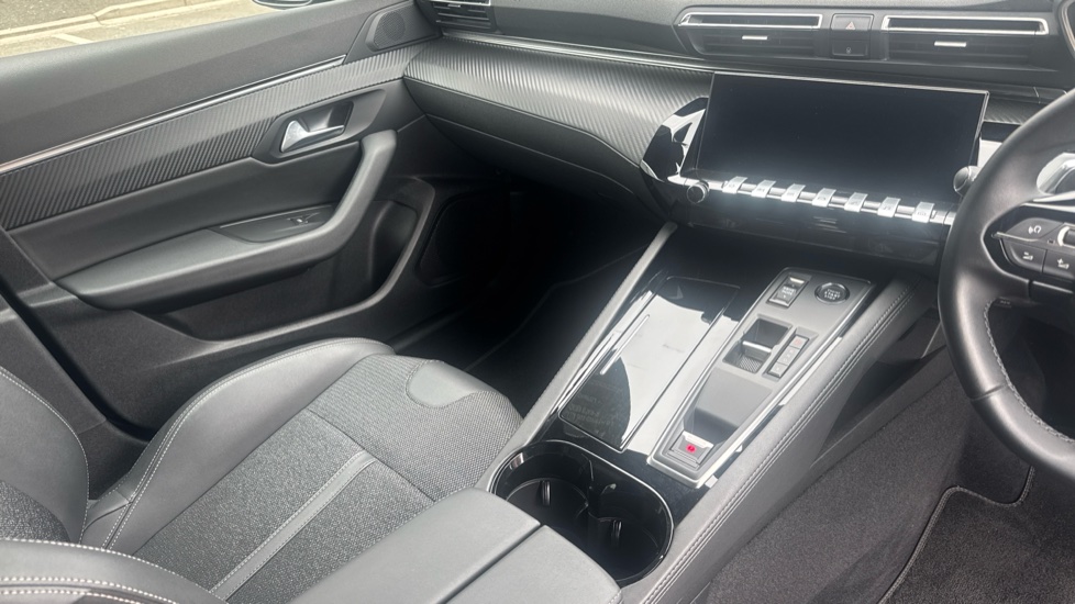 Peugeot 508 1.6 Hybrid 225 Allure 5dr e-EAT8 Estate - Image 14