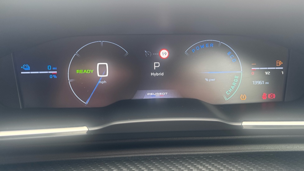 Peugeot 508 1.6 Hybrid 225 Allure 5dr e-EAT8 Estate - Image 18