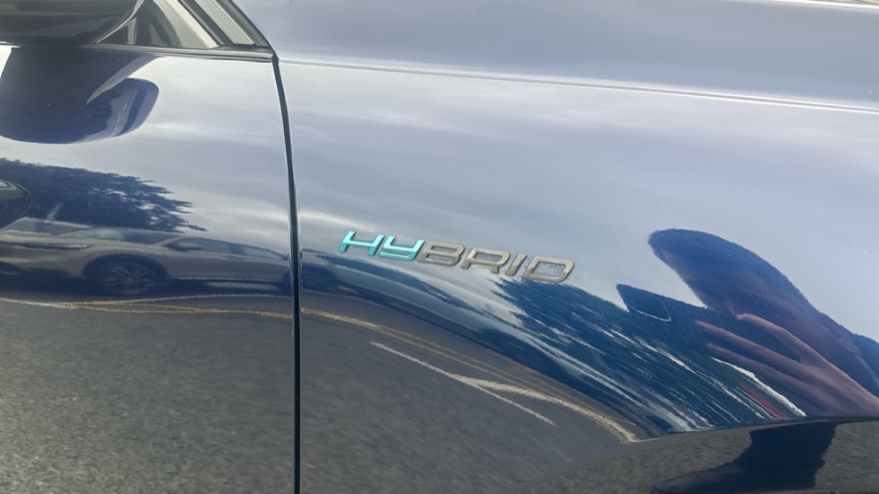 Peugeot 508 1.6 Hybrid 225 Allure 5dr e-EAT8 Estate - Image 23