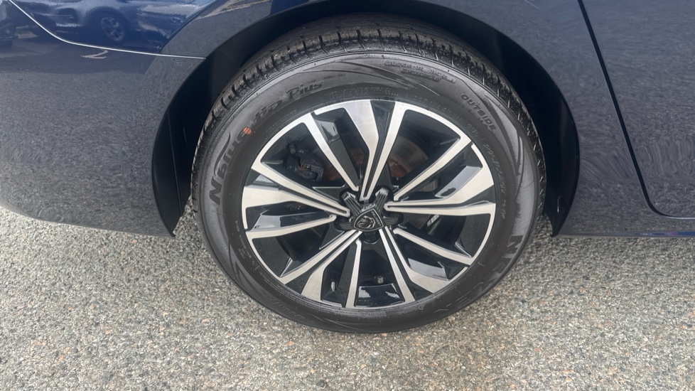 Peugeot 508 1.6 Hybrid 225 Allure 5dr e-EAT8 Estate - Image 25