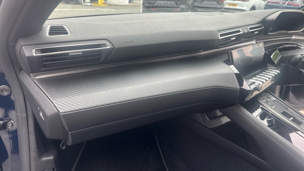 Peugeot 508 1.6 Hybrid 225 Allure 5dr e-EAT8 Estate - Image 33