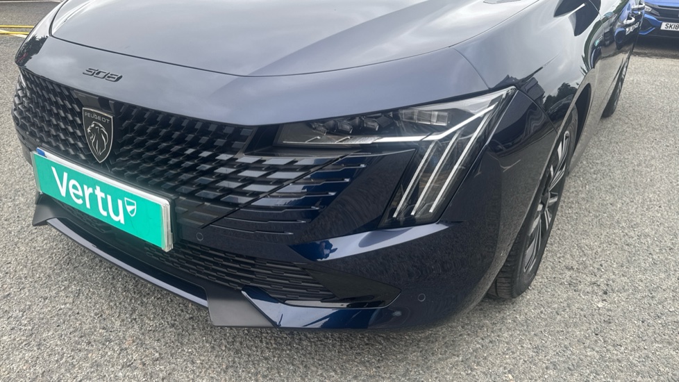 Peugeot 508 1.6 Hybrid 225 Allure 5dr e-EAT8 Estate - Image 34