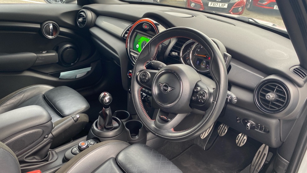MINI Hatchback 1.5 Cooper Sport II 5dr Petrol Hatchback - Image 11
