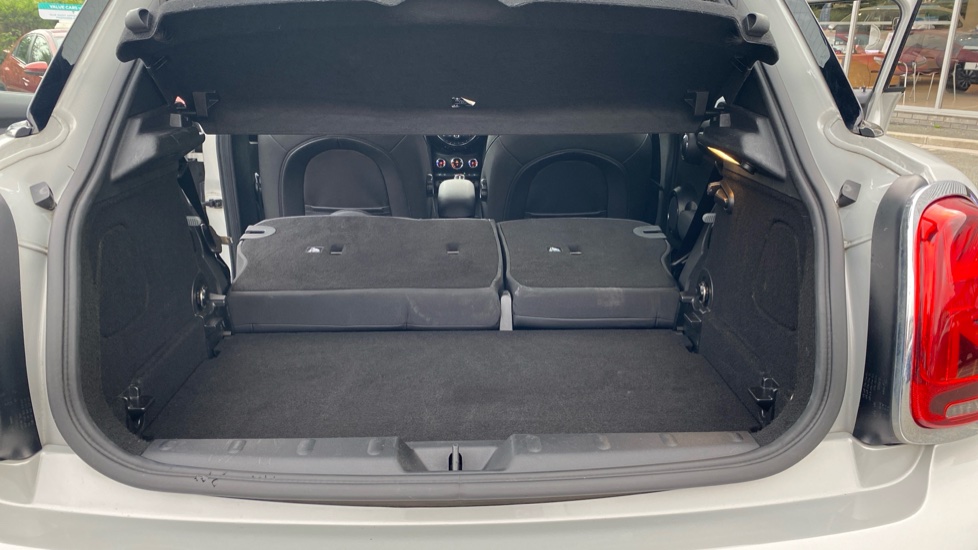 MINI Hatchback 1.5 Cooper Sport II 5dr Petrol Hatchback - Image 46