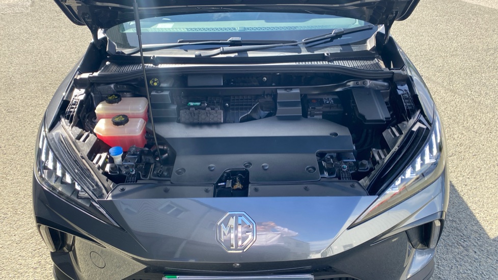 MG MG4 150kW Trophy EV Long Range 64kWh 5dr Auto Electric Hatchback - Image 8