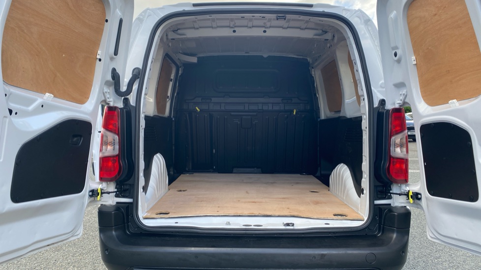 Citroen Berlingo M Diesel 1.5 BlueHDi 1000Kg Enterprise Ed 130ps EAT8 [S/S] - Image 4