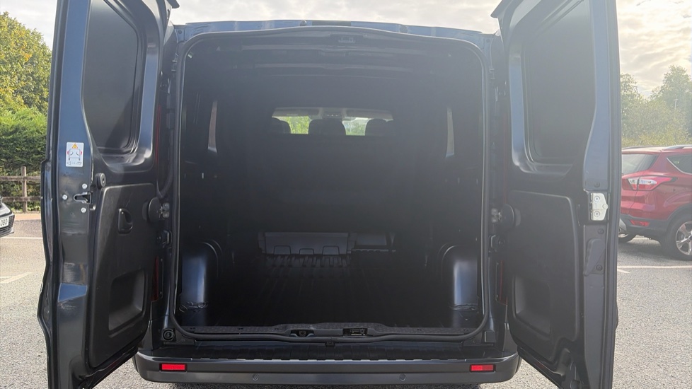 Renault Trafic Lwb Diesel LL30 Blue dCi 170 Extra Sport[Safety] Crew Van EDC - Image 4