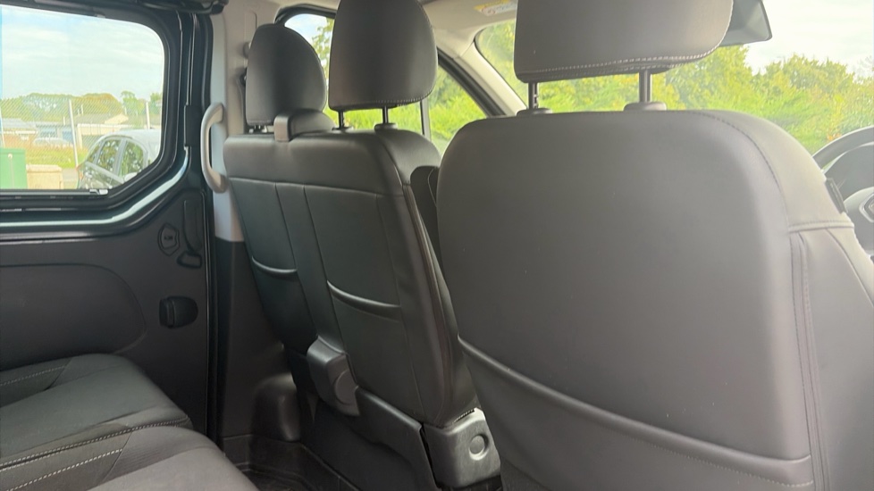 Renault Trafic Lwb Diesel LL30 Blue dCi 170 Extra Sport[Safety] Crew Van EDC - Image 27