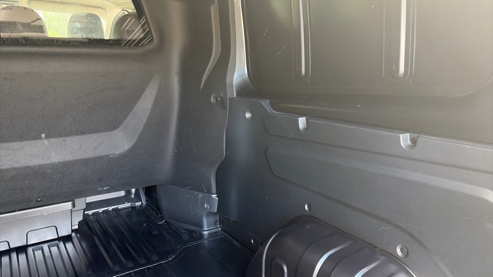 Renault Trafic Lwb Diesel LL30 Blue dCi 170 Extra Sport[Safety] Crew Van EDC - Image 28