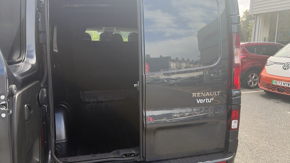 Renault Trafic Lwb Diesel LL30 Blue dCi 170 Extra Sport[Safety] Crew Van EDC - Image 31