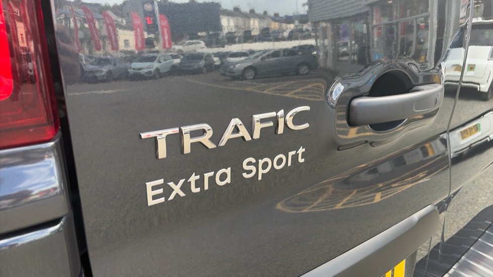 Renault Trafic Lwb Diesel LL30 Blue dCi 170 Extra Sport[Safety] Crew Van EDC - Image 33