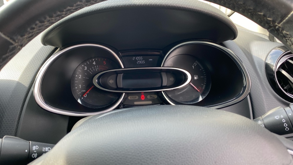 Renault Clio 1.5 dCi 90 Dynamique S Nav 5dr Auto Diesel Hatchback - Image 18