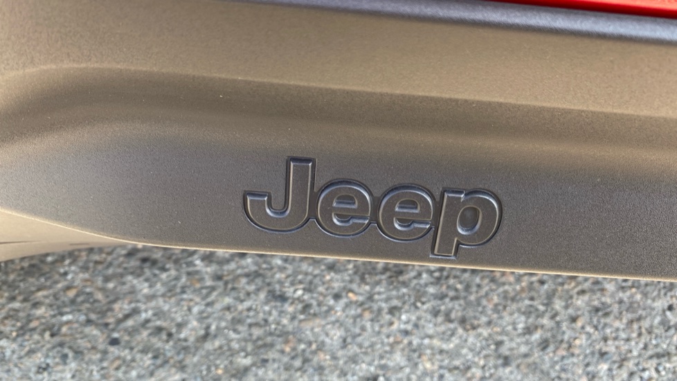 Jeep Avenger 115kW Summit 54kWh 5dr Auto Electric Hatchback - Image 25