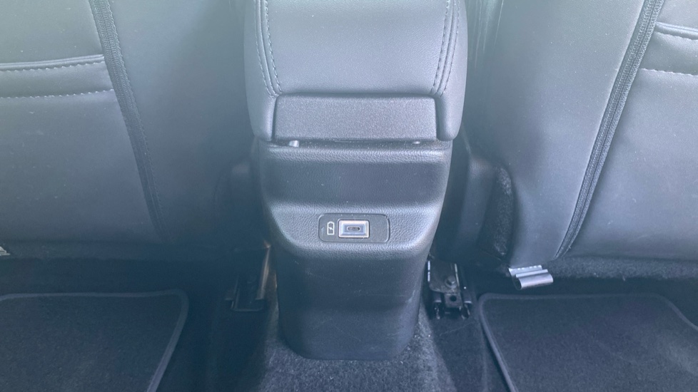 Jeep Avenger 115kW Summit 54kWh 5dr Auto Electric Hatchback - Image 44