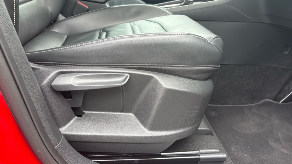 SEAT Ateca 1.5 TSI EVO Xperience Lux 5dr DSG Petrol Estate - Image 29