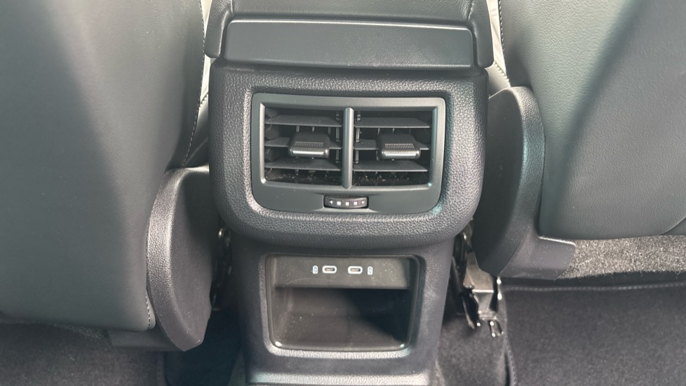 SEAT Ateca 1.5 TSI EVO Xperience Lux 5dr DSG Petrol Estate - Image 44