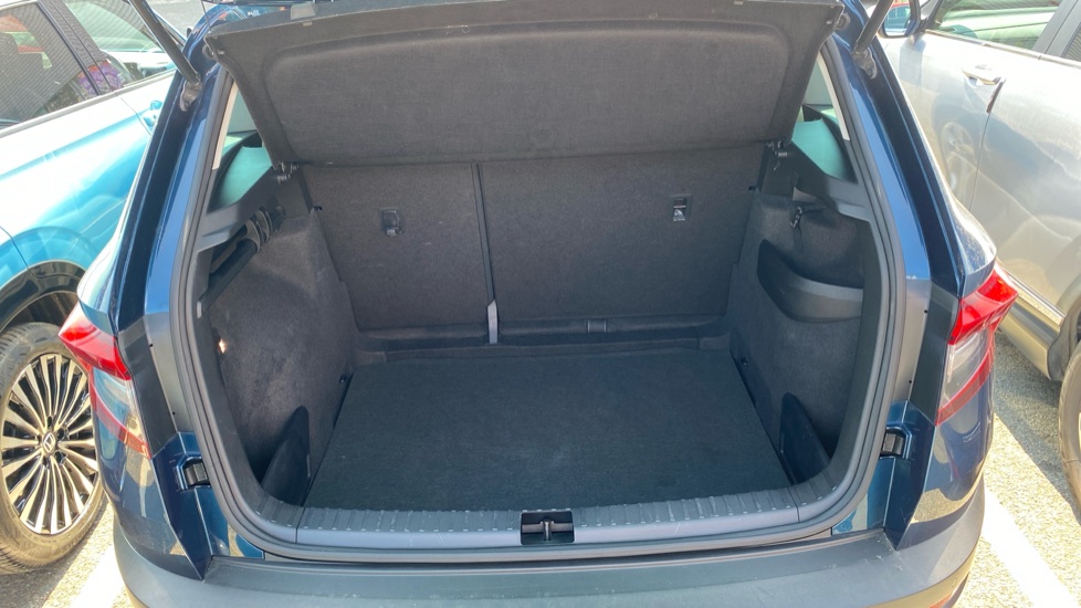 Skoda Karoq 1.0 TSI SE 5dr Petrol Estate - Image 4