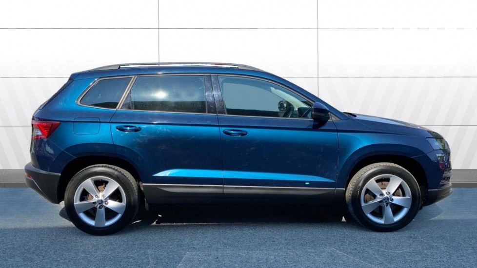 Skoda Karoq 1.0 TSI SE 5dr Petrol Estate - Image 5