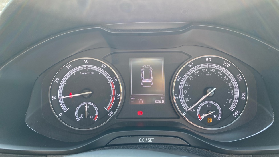 Skoda Karoq 1.0 TSI SE 5dr Petrol Estate - Image 18