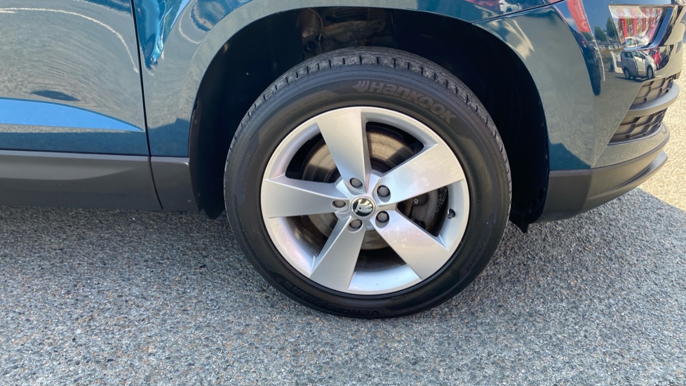 Skoda Karoq 1.0 TSI SE 5dr Petrol Estate - Image 23