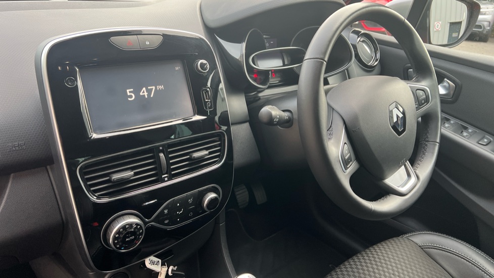 Renault Clio 0.9 TCE 90 GT Line 5dr Petrol Hatchback - Image 11