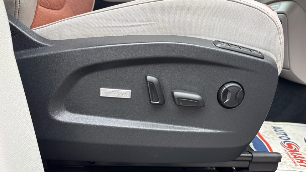 Volkswagen ID. Buzz 150kW 1ST Edition Pro 77kWh 5dr Auto Electric Estate - Image 34
