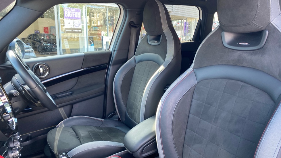 MINI Countryman 2.0 Cooper S Sport 5dr Auto Petrol Hatchback - Image 40