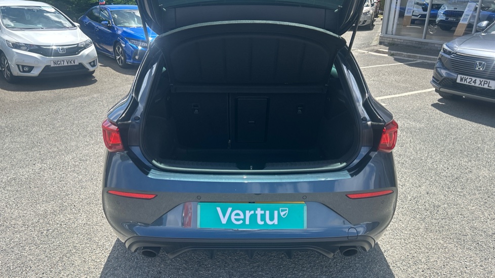 CUPRA Leon 2.0 TSI VZ2 5dr DSG Petrol Hatchback - Image 4