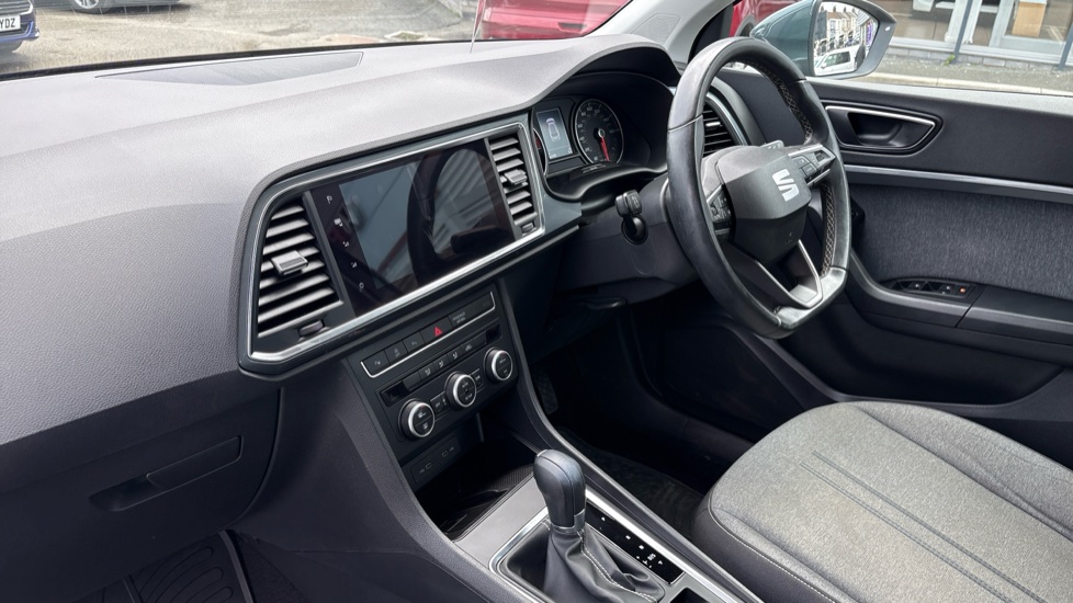 SEAT Ateca 1.5 TSI EVO SE Technology 5dr DSG Petrol Estate - Image 9