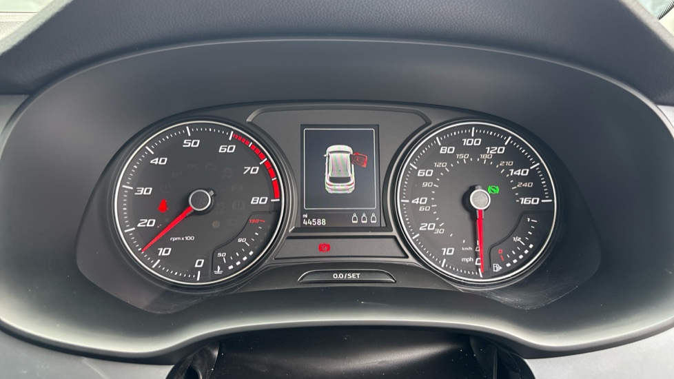 SEAT Ateca 1.5 TSI EVO SE Technology 5dr DSG Petrol Estate - Image 18