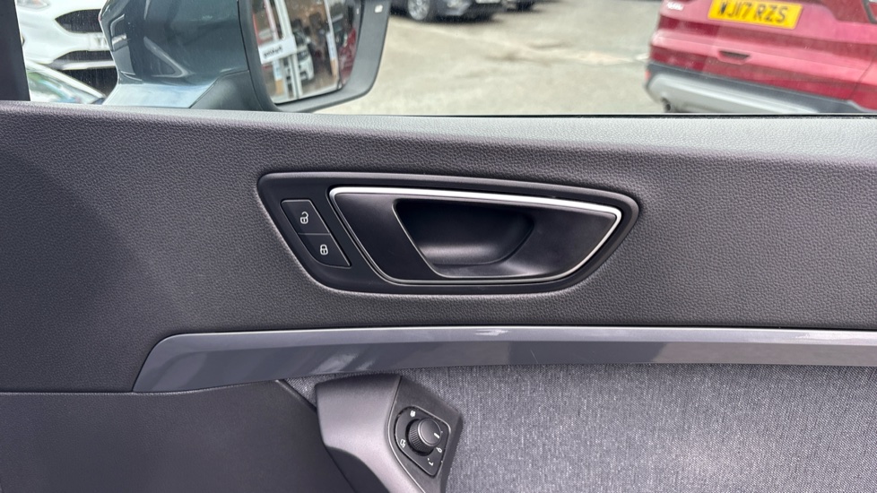 SEAT Ateca 1.5 TSI EVO SE Technology 5dr DSG Petrol Estate - Image 30